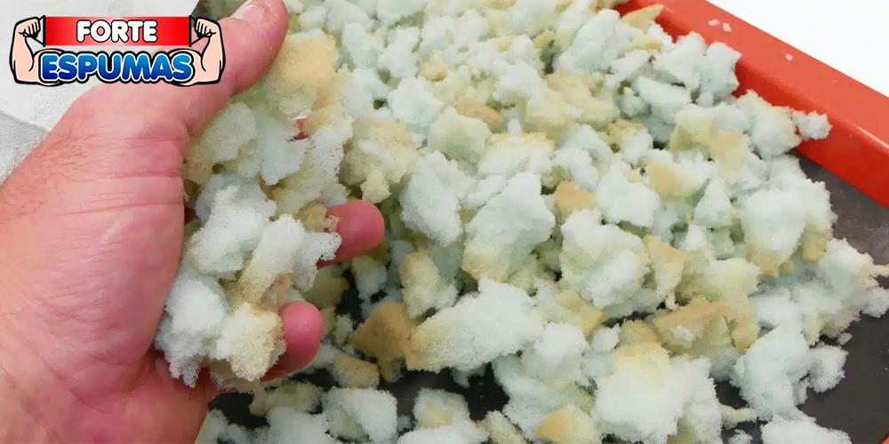 Flocos de espumas para escolas de samba